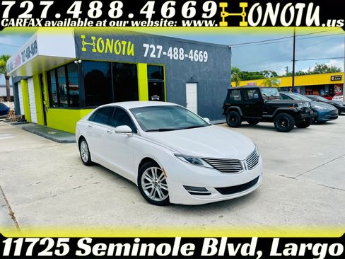 Used 2016 Lincoln MKZ FWD image 1