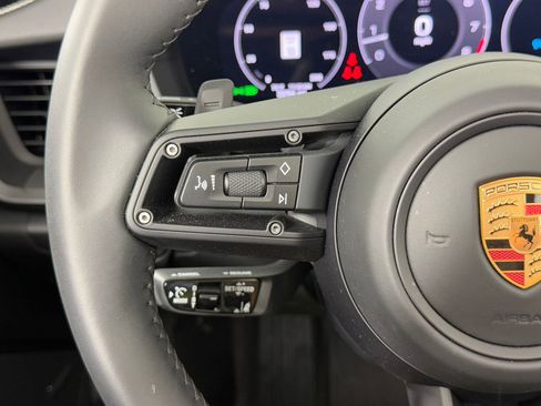 Used 2025 Porsche 911 Carrera image 17