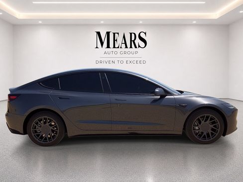 Used 2025 Tesla Model 3 Long Range AWD/4WD image 6