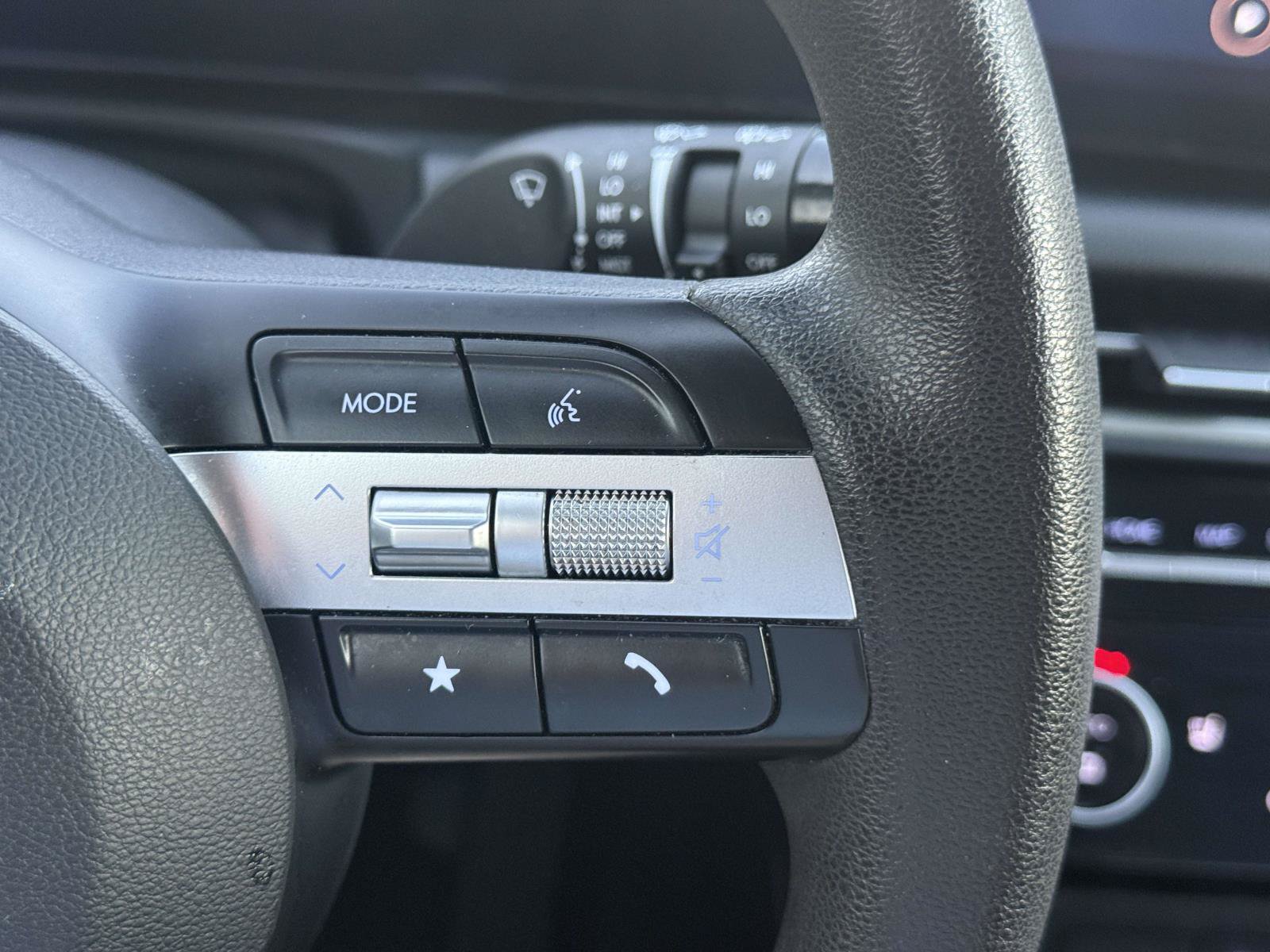 Used 2025 Hyundai Tucson SEL FWD image 13