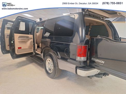Used 2003 Ford Excursion XLT RWD image 13