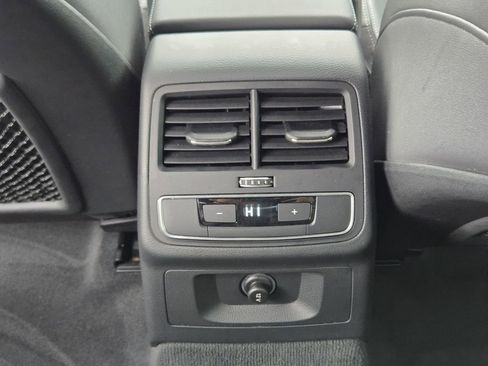 Used 2021 Audi A4 2.0T Premium w/ Convenience Package image 36