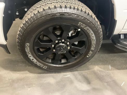 Used 2026 RAM 2500 Big Horn AWD/4WD image 6