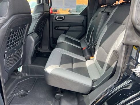 Certified 2024 Ford Bronco Black Diamond AWD/4WD image 20