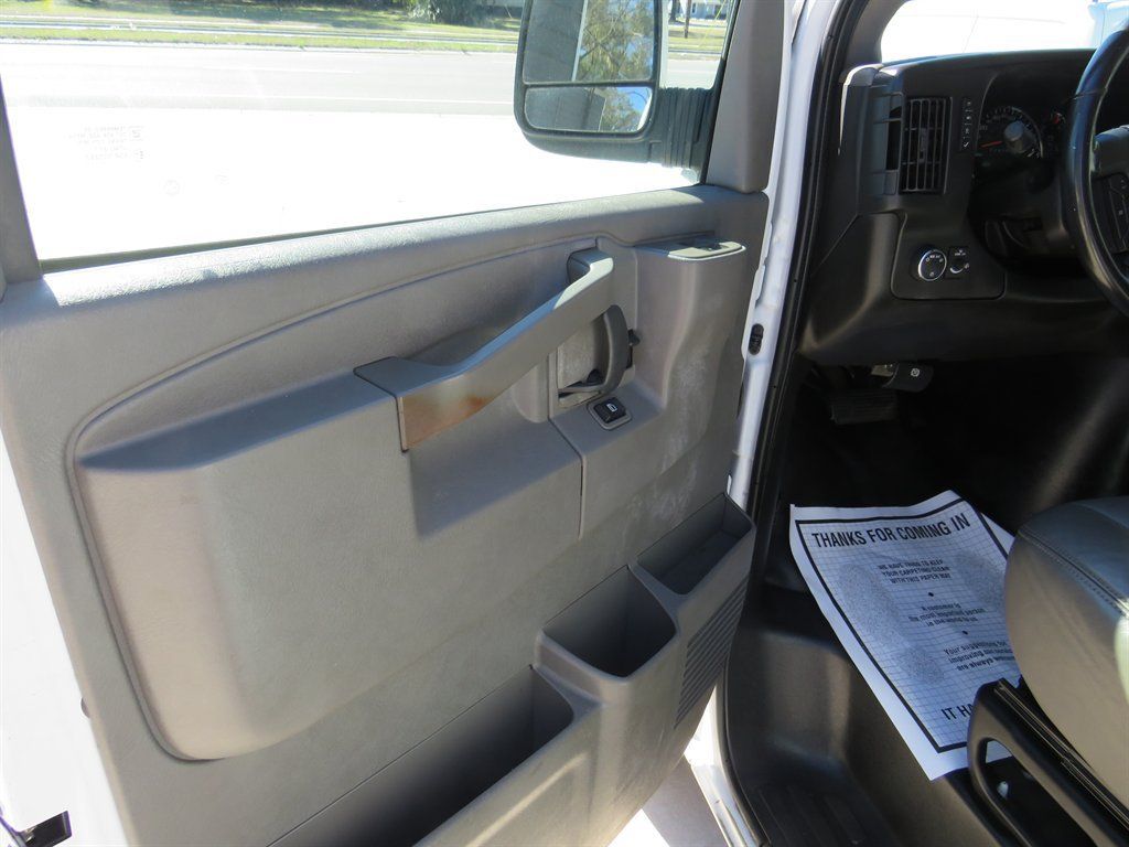 Used 2021 Chevrolet Express 2500 w/ Driver Convenience Package RWD image 10