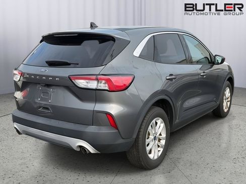 Used 2022 Ford Escape SE FWD image 7