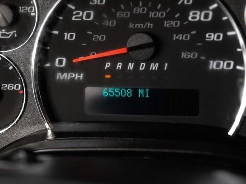 Used 2023 Chevrolet Express 2500 Extended w/ Driver Convenience Package RWD image 16