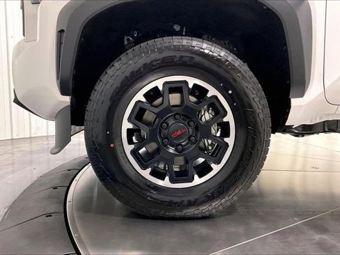 New 2026 Toyota Tacoma 4x4 Double Cab Hybrid image 12