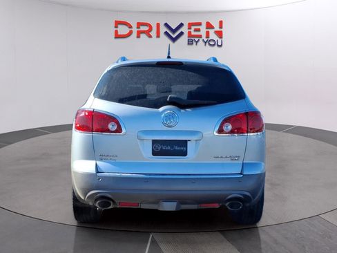 Used 2010 Buick Enclave CXL w/ Trailering Provision Package image 4