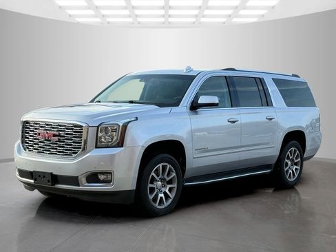 Used 2020 GMC Yukon XL Denali image 9