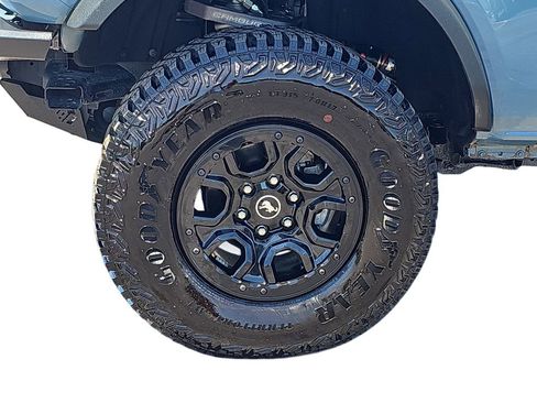 Used 2021 Ford Bronco First Edition AWD/4WD image 31