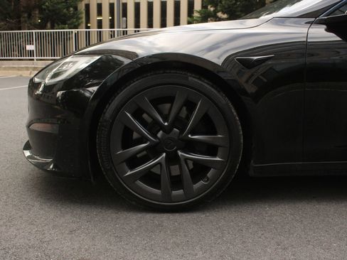 Used 2021 Tesla Model S Plaid AWD/4WD image 11
