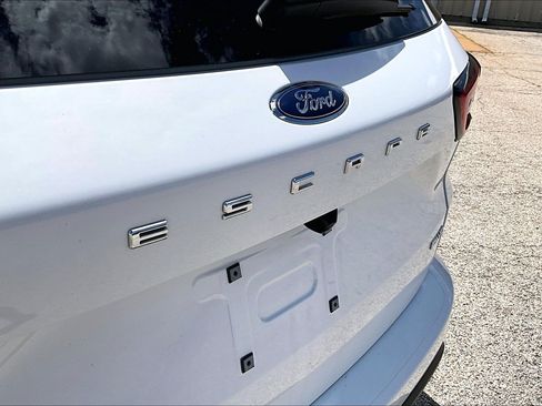 Used 2023 Ford Escape ST-Line AWD/4WD image 31