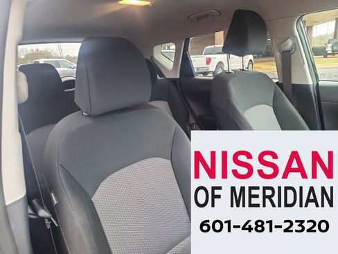 Used 2023 Kia Soul LX image 14