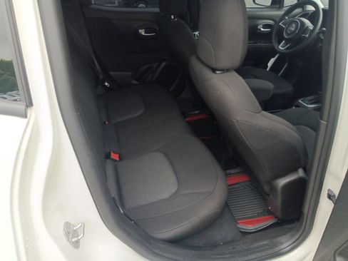 Used 2021 Jeep Renegade Sport AWD/4WD image 19