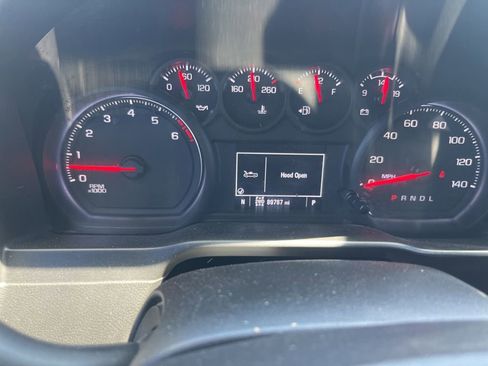 Used 2020 Chevrolet Silverado 1500 Custom Trail Boss w/ Infotainment Package AWD/4WD image 11