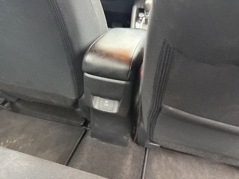 Used 2024 Nissan Versa SR image 12