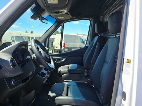 Used 2026 Mercedes-Benz Sprinter 2500 image 20