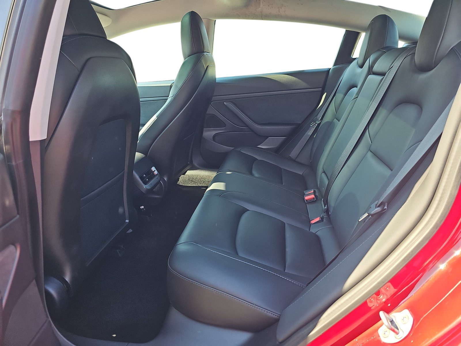 Used 2020 Tesla Model 3 Standard Range Plus RWD image 11