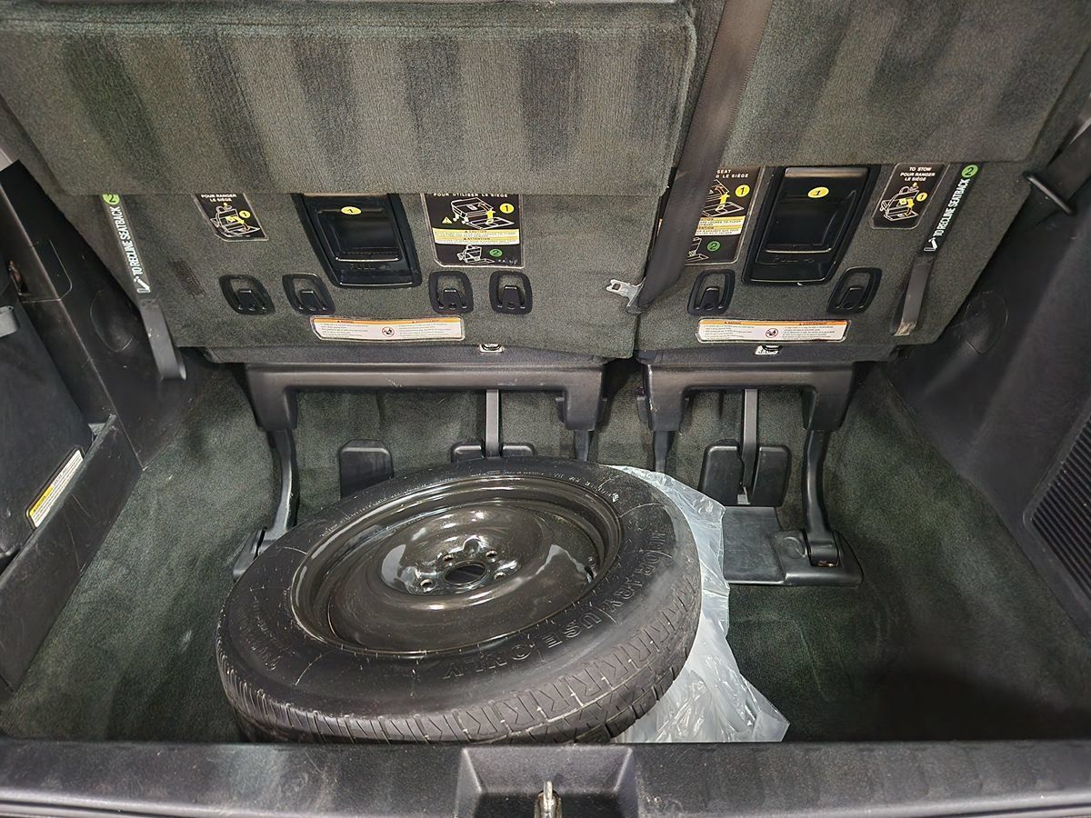 Used 2017 Toyota Sienna SE FWD image 52