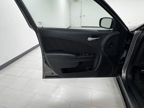 Used 2021 Dodge Charger R/T w/ Harman/Kardon Audio Group image 9