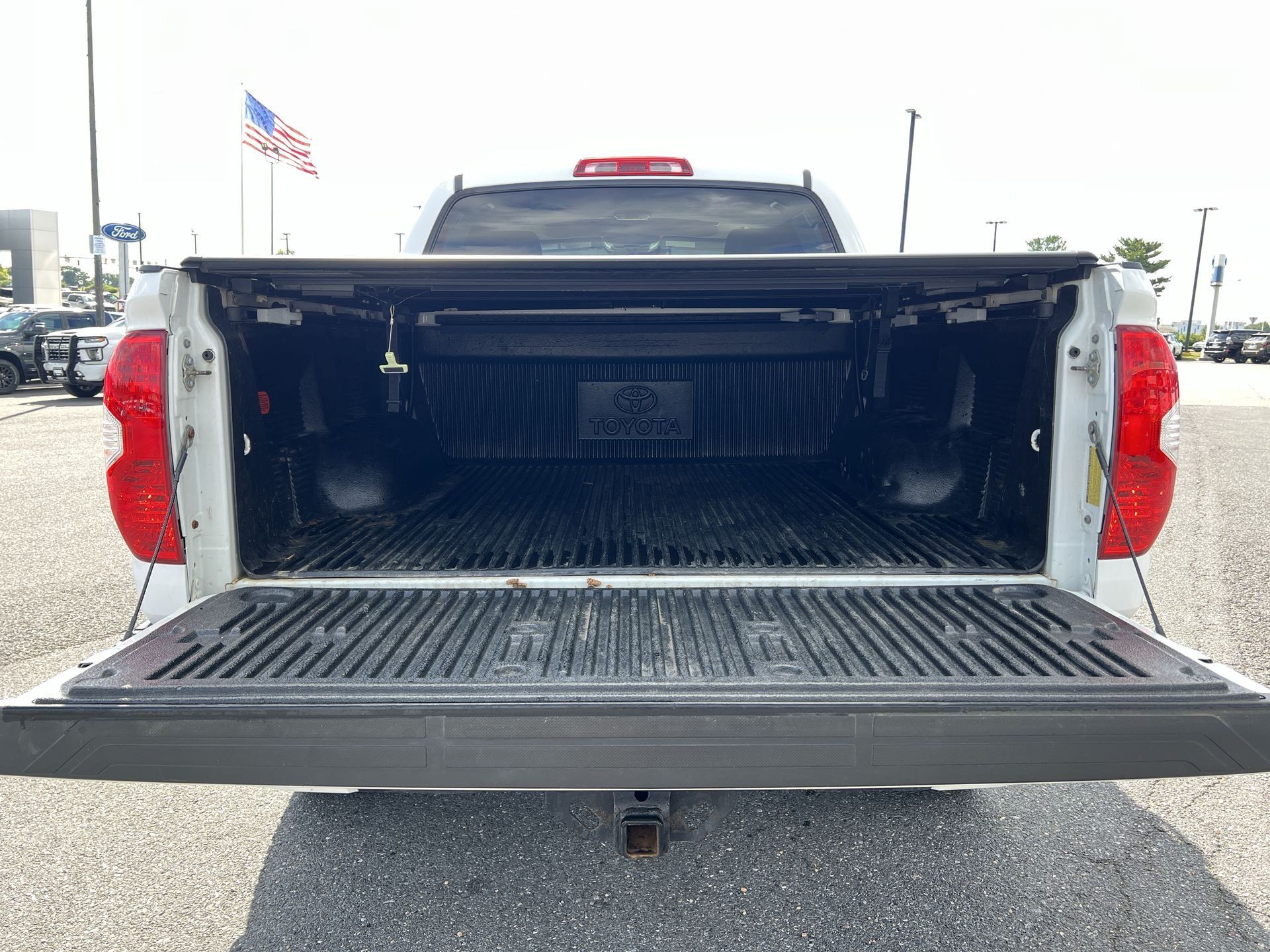 Used 2019 Toyota Tundra SR5 AWD/4WD image 26