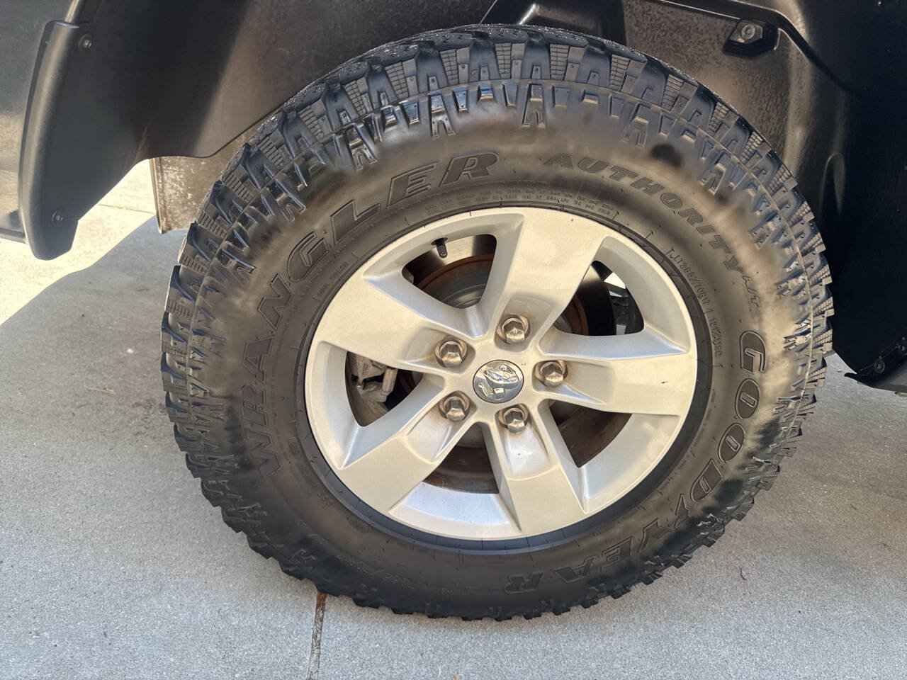 Used 2021 RAM 1500 Tradesman w/ Chrome Appearance Group AWD/4WD image 28