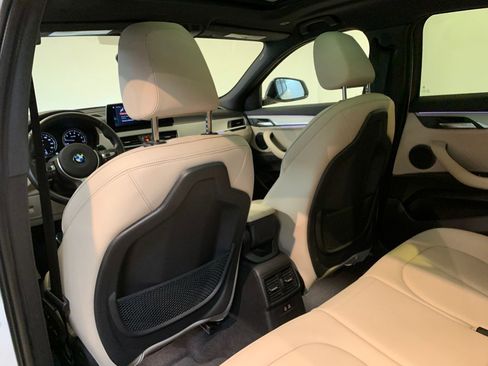 Used 2023 BMW X2 xDrive28i w/ M Sport Package AWD/4WD image 38