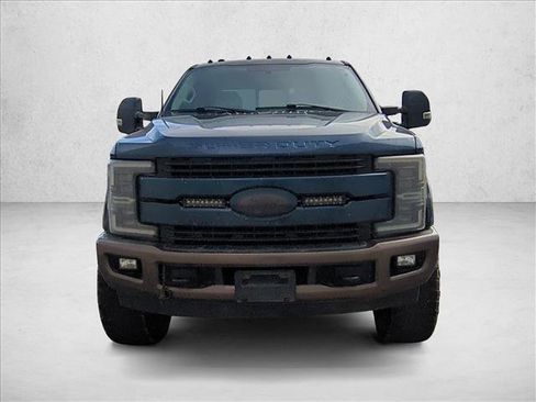 Used 2017 Ford F350 Lariat w/ Lariat Value Package image 2