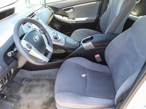 Used 2012 Toyota Prius Three FWD image 17