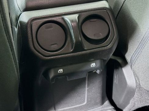 Used 2019 Jeep Wrangler Unlimited Sport S AWD/4WD image 26