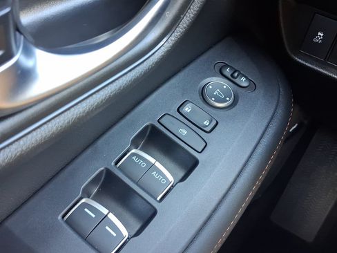 Used 2026 Honda HR-V Sport image 13