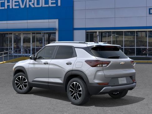 New 2026 Chevrolet TrailBlazer LT FWD image 3