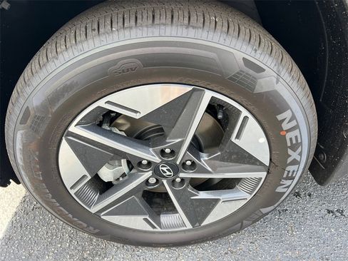 Used 2025 Hyundai Tucson SEL image 11