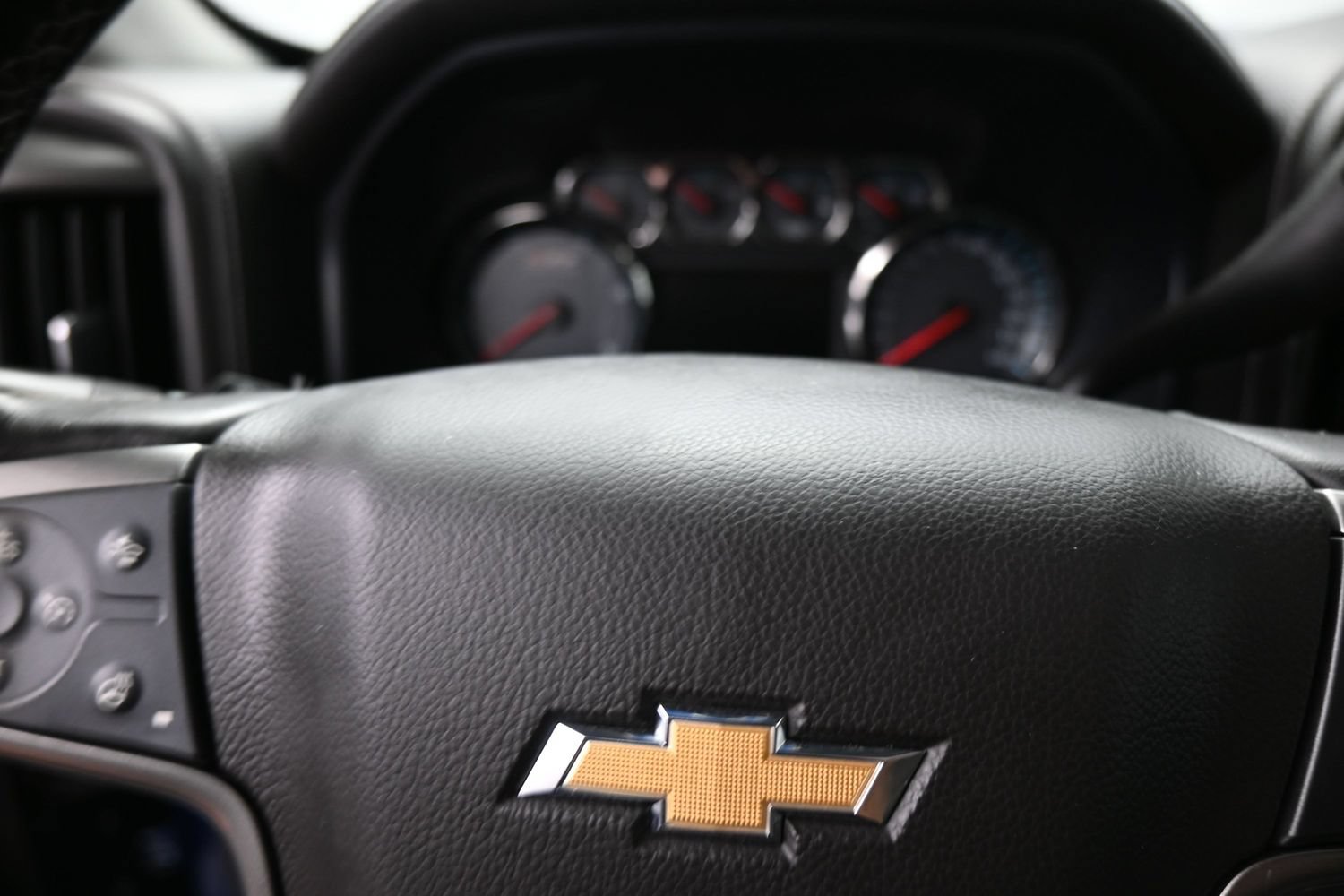 Used 2019 Chevrolet Silverado 2500 LTZ w/ Duramax Plus Package AWD/4WD image 17