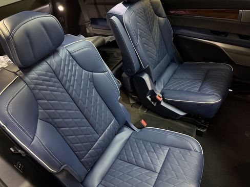 New 2026 Cadillac Vistiq Premium Luxury AWD/4WD image 50