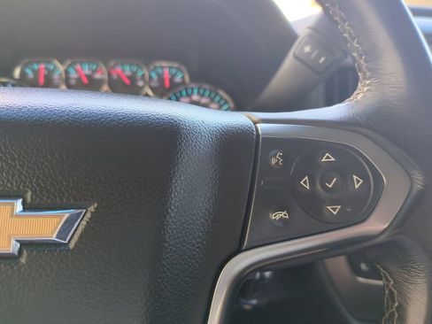 Used 2018 Chevrolet Silverado 1500 LT w/ Redline Edition AWD/4WD image 33