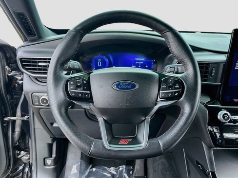 Used 2023 Ford Explorer ST w/ Equipment Group 401A AWD/4WD image 11