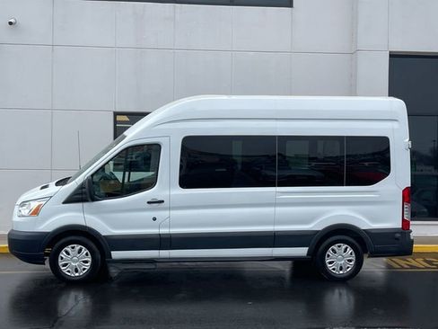 Used 2018 Ford Transit 350 XLT image 5