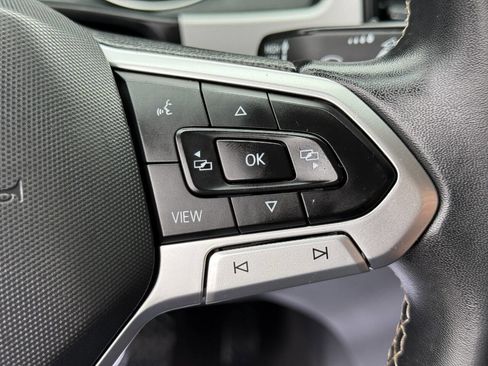 Used 2021 Volkswagen Atlas SE image 19