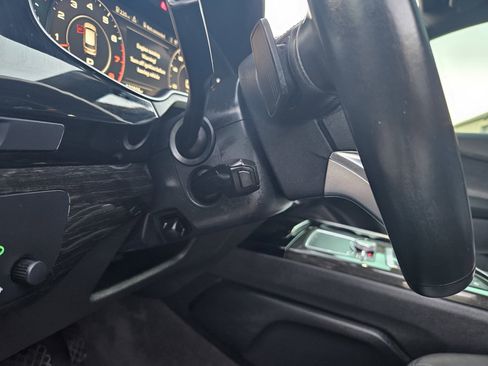 Used 2017 Audi Q7 3.0T Premium Plus image 12