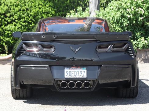 Used 2015 Chevrolet Corvette Stingray Coupe RWD image 7
