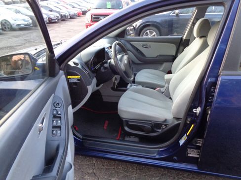 Used 2010 Hyundai Elantra GLS image 13