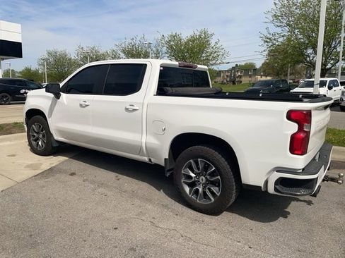 Used 2023 Chevrolet Silverado 1500 RST w/ Convenience Package II AWD/4WD image 2