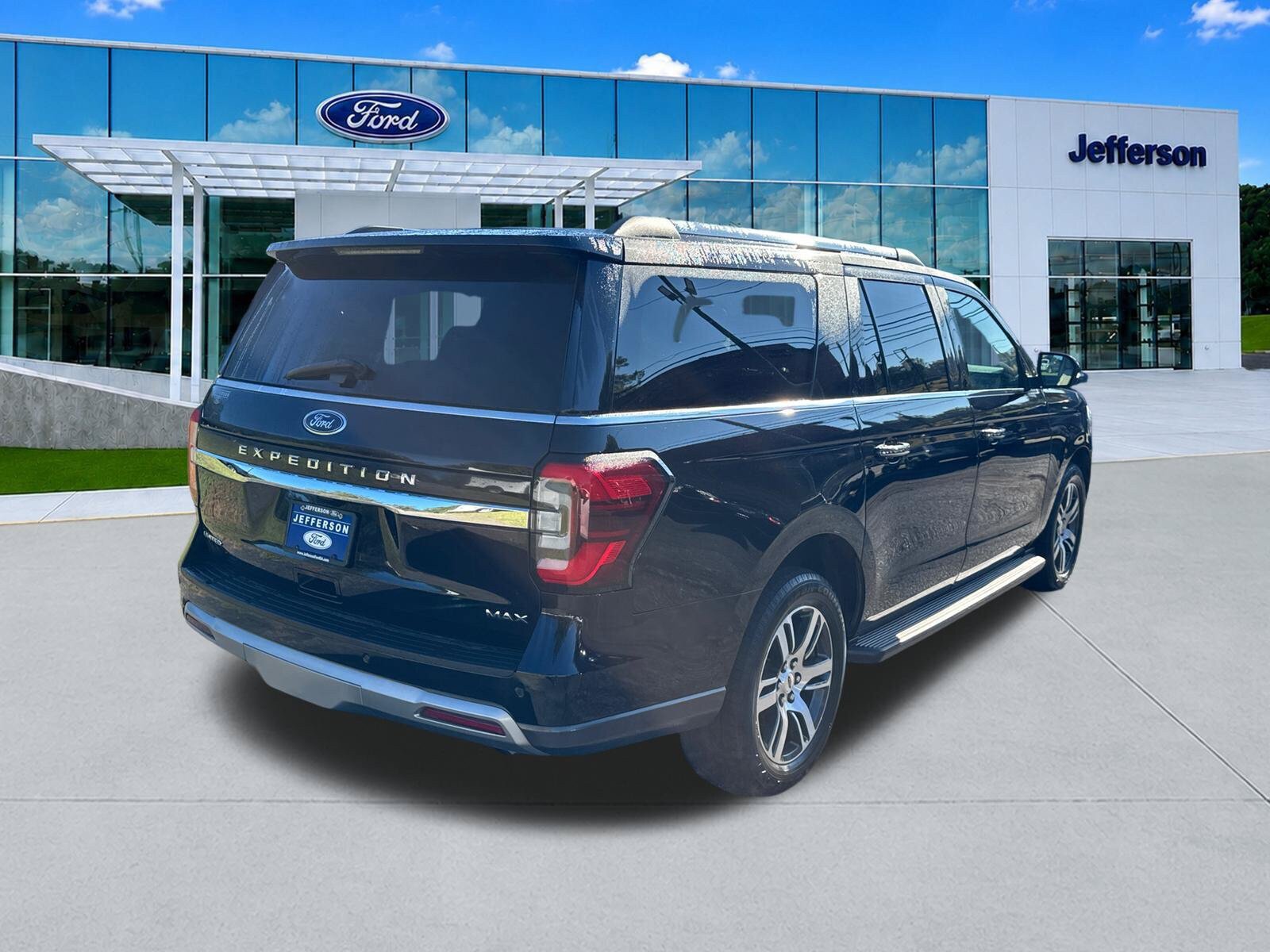 Used 2024 Ford Expedition Max Limited AWD/4WD image 7