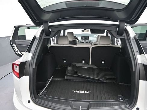 New 2025 Acura RDX SH-AWD image 10