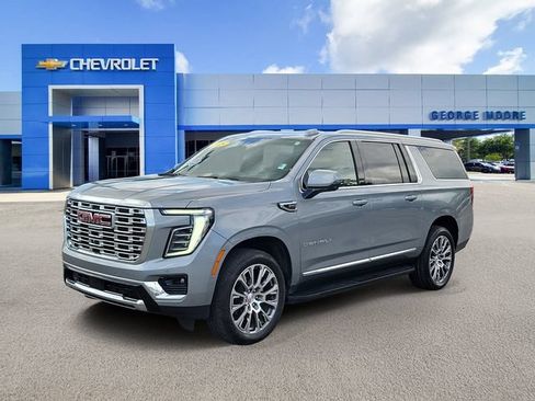 Certified 2025 GMC Yukon XL Denali AWD/4WD image 2