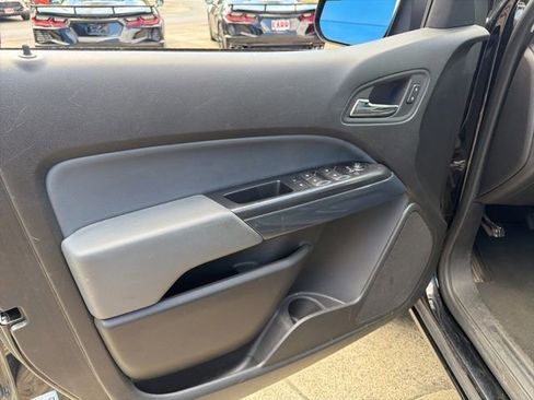 Used 2015 Chevrolet Colorado Z71 AWD/4WD image 26
