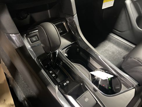 New 2025 Subaru Ascent Bronze Edition image 25