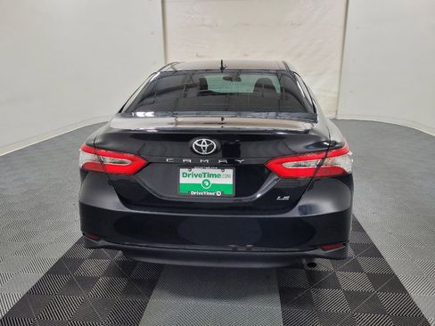 Used 2019 Toyota Camry LE FWD image 7